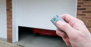 Купить автоматику для рулонных ворот Шебекино, цена от 2713 руб.