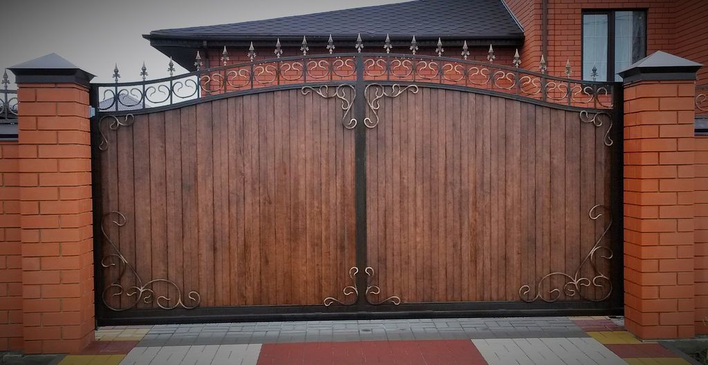 Купить простые ворота для дома: советы по выбору, установке и уходу в Шебекино от 32759 руб | ВоротМастер-Шбк