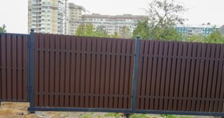 Купить распашные ворота из штакетника Шебекино, цена от 2713 руб.