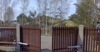 Купить распашные ворота из штакетника Шебекино, цена от 2713 руб.